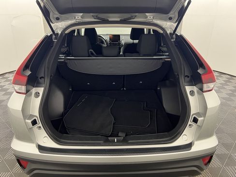 Used 2025 Mitsubishi Eclipse Cross LE AWD/4WD image 19
