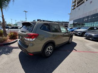 Used 2024 Subaru Forester Premium AWD/4WD video 2