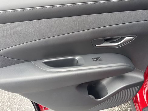 Used 2026 Hyundai Tucson SEL image 13