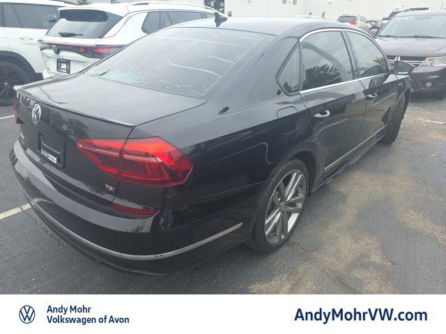 Used 2018 Volkswagen Passat 2.0T R-Line FWD image 4