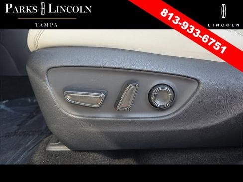 Used 2024 Toyota RAV4 Limited image 19