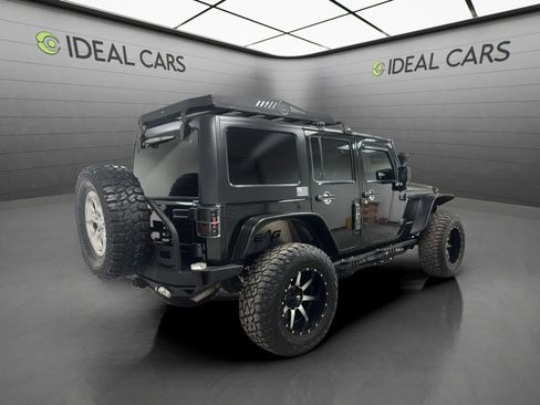 Used 2013 Jeep Wrangler Unlimited Sport AWD/4WD image 5