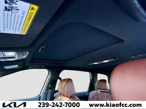 Certified 2024 Kia Telluride EX w/ EX Captain's Chair Package image 29