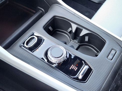 New 2026 Jeep Cherokee Limited AWD/4WD image 19