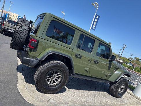 Used 2024 Jeep Wrangler Unlimited Rubicon 392 AWD/4WD image 2