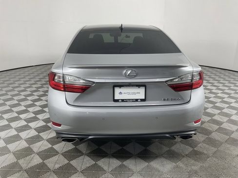 Used 2018 Lexus ES 350 w/ Navigation System Package image 4