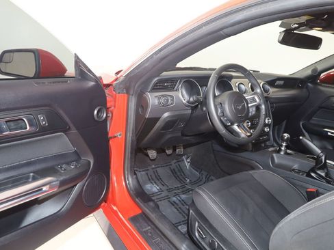 Used 2019 Ford Mustang GT RWD image 52