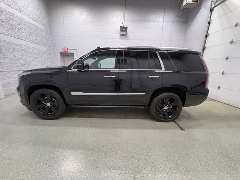 Used 2019 Cadillac Escalade Platinum AWD/4WD image 7