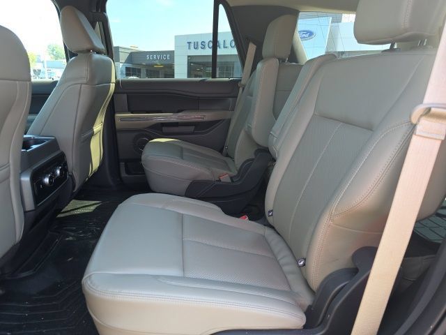 Used 2021 Ford Expedition XLT RWD image 10