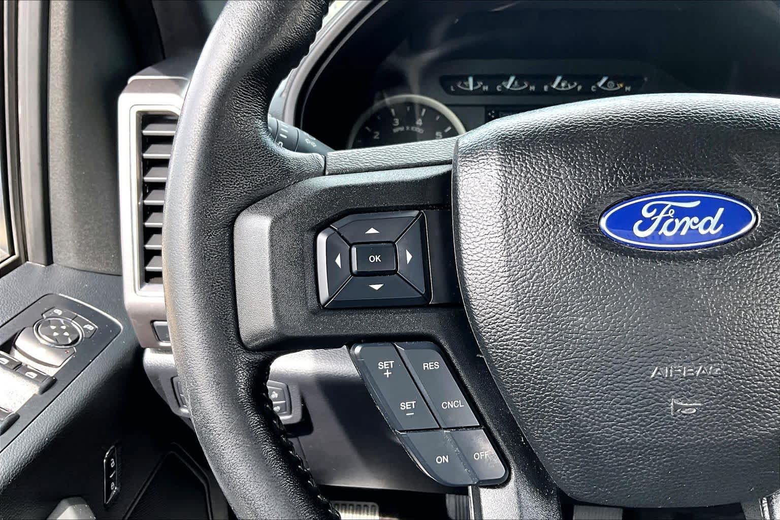 Used 2018 Ford F150 XLT w/ Equipment Group 302A Luxury AWD/4WD image 24