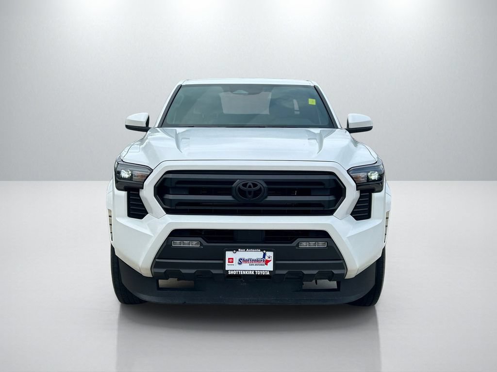 Used 2024 Toyota Tacoma SR5 RWD image 2