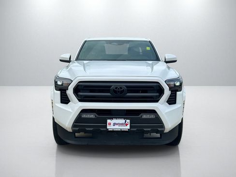 Used 2024 Toyota Tacoma SR5 RWD image 2