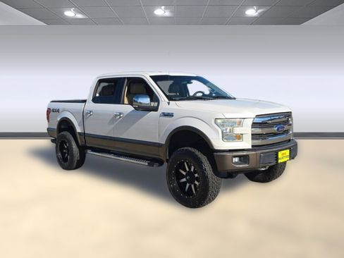 Used 2015 Ford F150 Lariat image 7