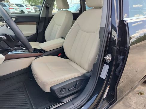 Used 2025 Audi A5 2.0T Premium Plus w/ Premium Plus image 23