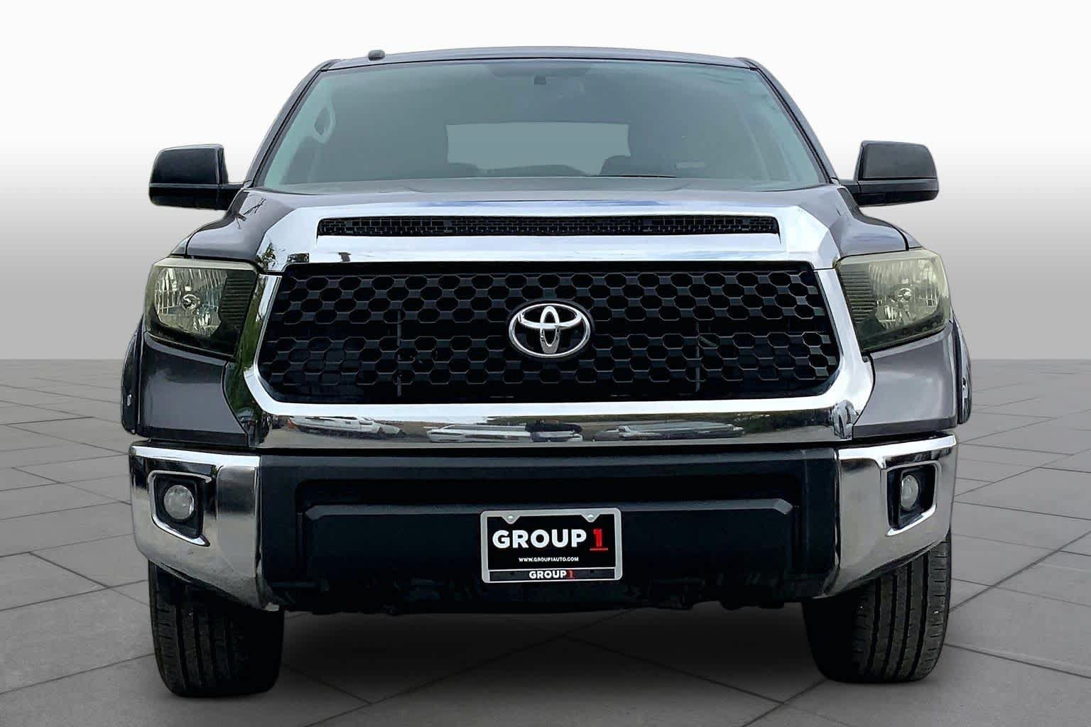 Used 2015 Toyota Tundra SR5 w/ SR5 Upgrade Package RWD image 3