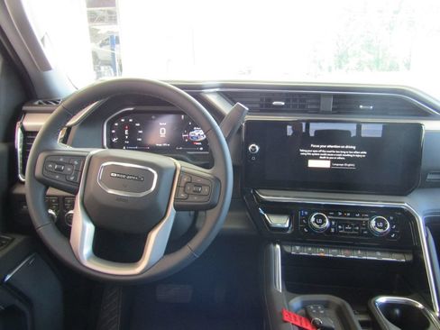 New 2026 GMC Sierra 3500 Denali w/ Technology Package AWD/4WD image 5