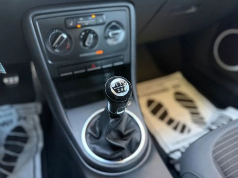 Used 2012 Volkswagen Beetle 2.0T image 13