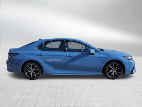 Certified 2024 Toyota Camry SE FWD image 9