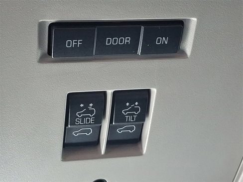 Used 2015 Chevrolet Silverado 2500 LTZ w/ Duramax Plus Package image 26