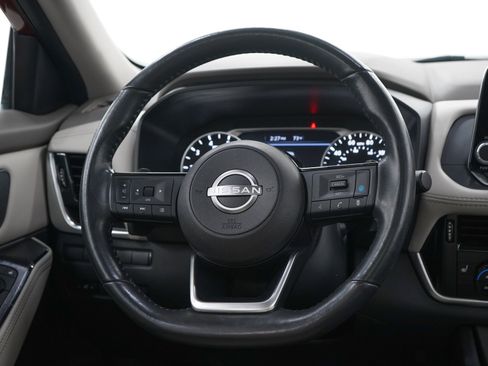 Used 2023 Nissan Rogue SV w/ SV Premium Package AWD/4WD image 17