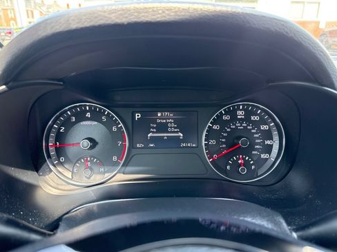 Used 2023 Kia Forte GT-Line w/ GT-Line Premium Package FWD image 22