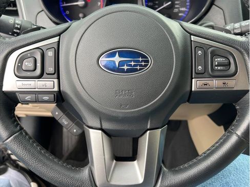 Used 2017 Subaru Outback 2.5i Limited image 12