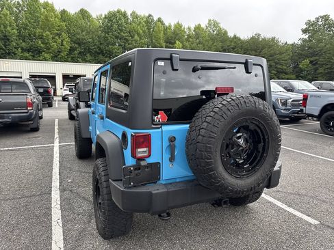 Used 2018 Jeep Wrangler Unlimited Sport S AWD/4WD image 18