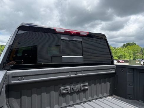 Used 2025 GMC Sierra 3500 Denali Ultimate AWD/4WD image 45