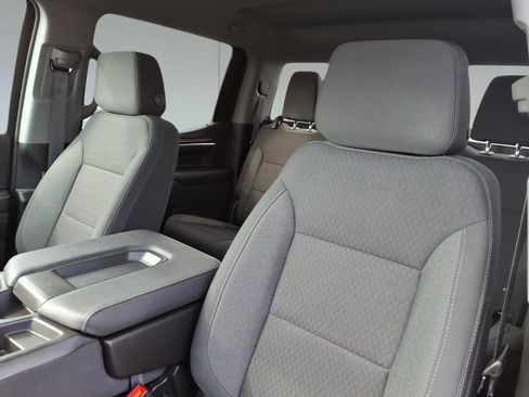 Used 2023 Chevrolet Silverado 1500 LT AWD/4WD image 16