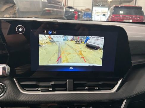 Used 2026 Chevrolet Equinox LT w/ Convenience Package II AWD/4WD image 25