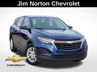 Used 2022 Chevrolet Equinox LS w/ LS Convenience Package