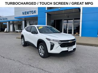 New 2026 Chevrolet Trax LS video 1