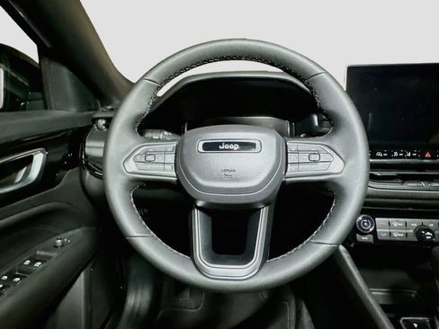 New 2026 Jeep Compass Limited AWD/4WD image 8