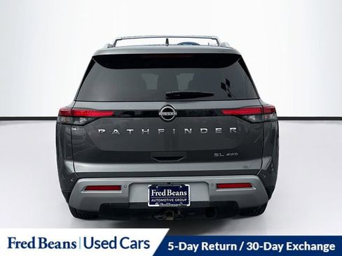 Used 2023 Nissan Pathfinder SL AWD/4WD image 7