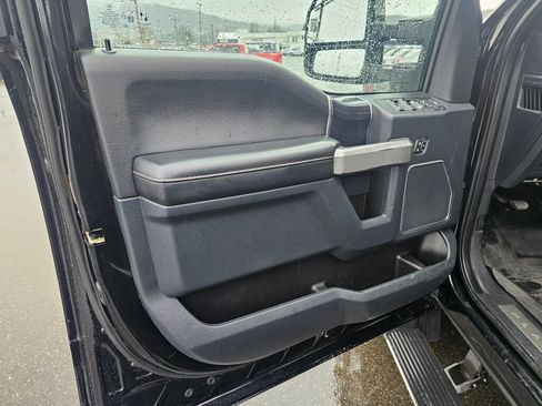 Used 2022 Ford F350 Platinum image 15