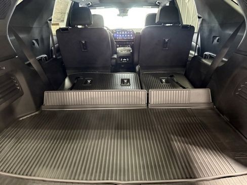 New 2026 Chevrolet Traverse Z71 w/ LPO, Floor Liner Package image 36