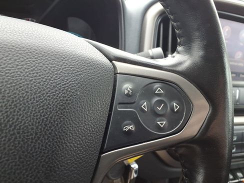 Used 2020 Chevrolet Colorado Z71 image 17
