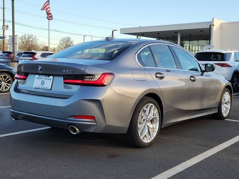 Used 2025 BMW 330i xDrive Sedan w/ Convenience Package image 6
