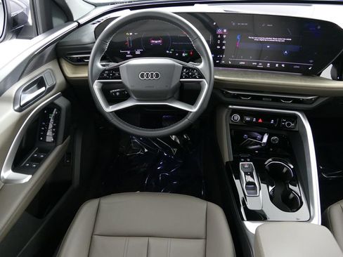 Certified 2025 Audi Q5 Premium w/ Convenience Package AWD/4WD image 27