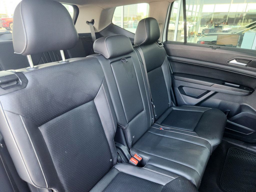 Used 2021 Volkswagen Atlas SE w/ Panoramic Sunroof Package AWD/4WD image 5