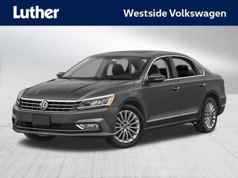 Used 2017 Volkswagen Passat 1.8T SE FWD image 1