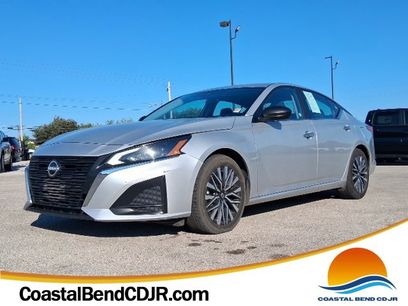 Used 2024 Nissan Altima 2.5 SV