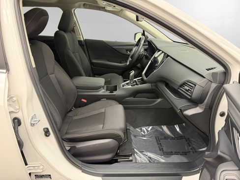Used 2024 Subaru Outback Premium AWD/4WD image 15