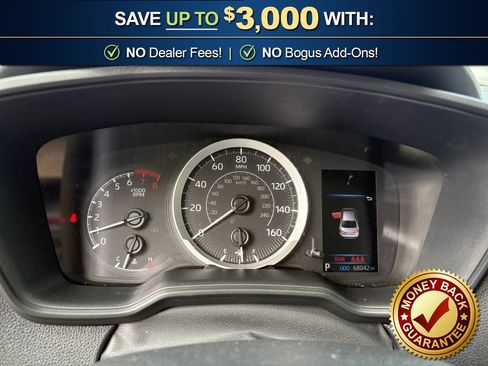 Used 2020 Toyota Corolla LE FWD image 19