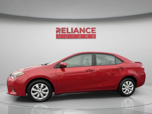 Used 2015 Toyota Corolla LE image 3