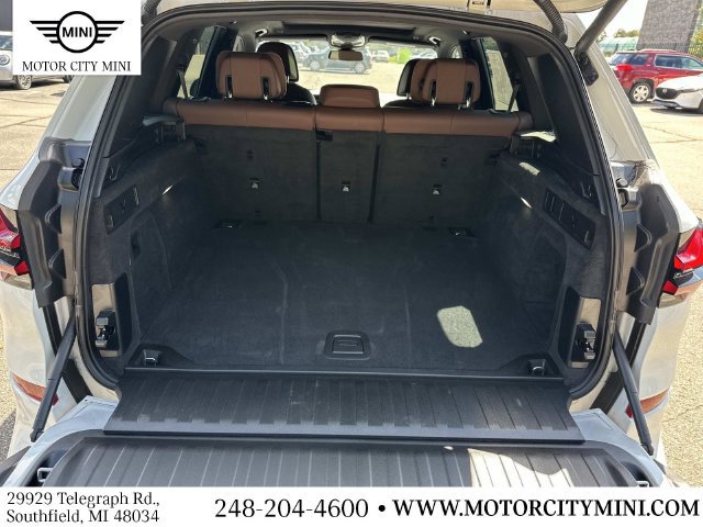 Used 2024 BMW X5 xDrive40i w/ M Sport Package AWD/4WD image 13