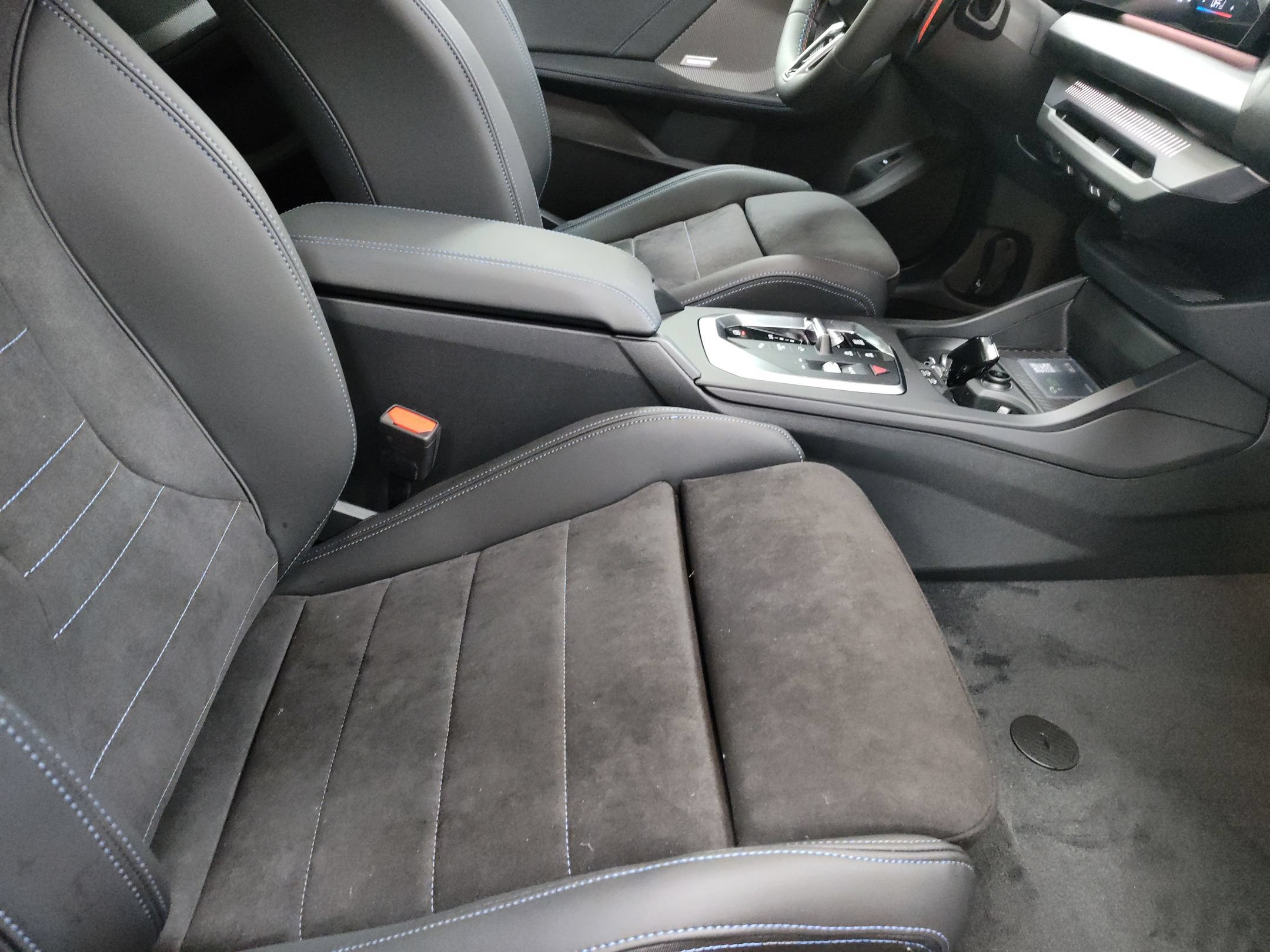 Used 2026 BMW M235i xDrive w/ Technology Package AWD/4WD image 24