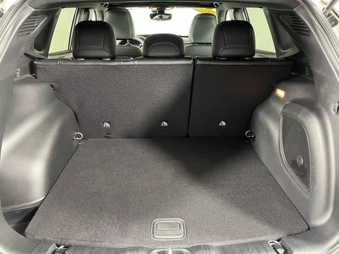 Used 2025 Jeep Compass Limited w/ Sun & Sound Group AWD/4WD image 41