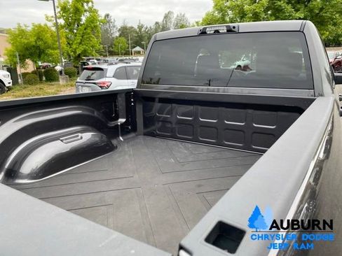 Used 2024 RAM 2500 Big Horn w/ Off Road Package AWD/4WD image 9