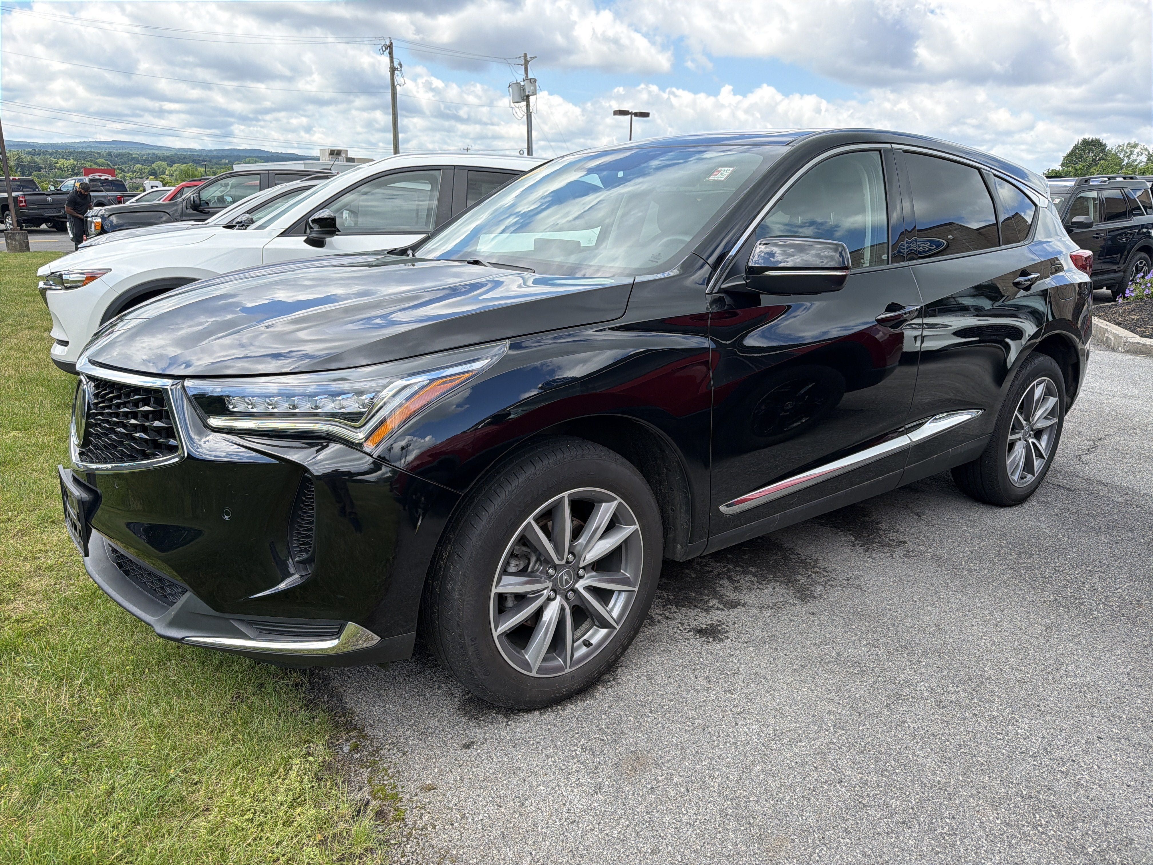 Used 2023 Acura RDX w/ Technology Package AWD/4WD image 4